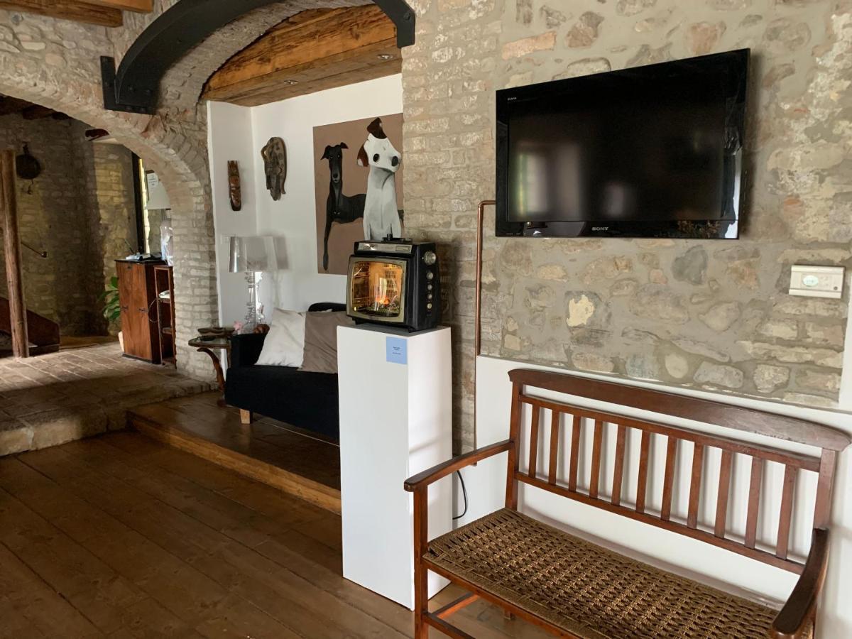카스텔루조 R&B Mulino Marsa B&B 외부 사진